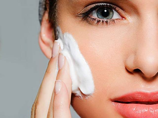 since these wrong notions are not clarified people continue to make common beauty mistakes photo file