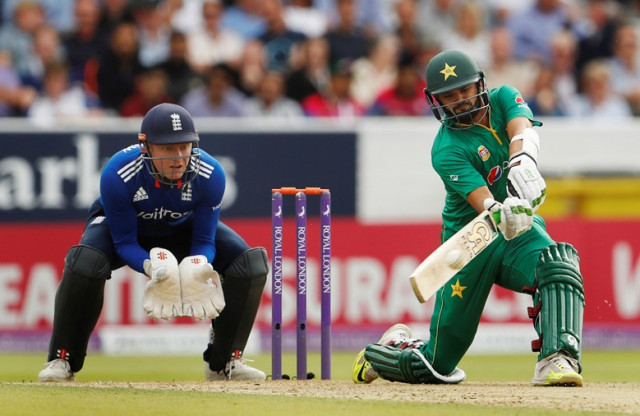 pakistan 039 s azhar ali hits a six as england 039 s jonny bairstow looks on in fourth odi at headingley on september 01 2016 photo reuters pakistan 039 s azhar ali hits a six as england 039 s jonny bairstow looks on in fourth odi at headingley on september 01 2016 photo reuters