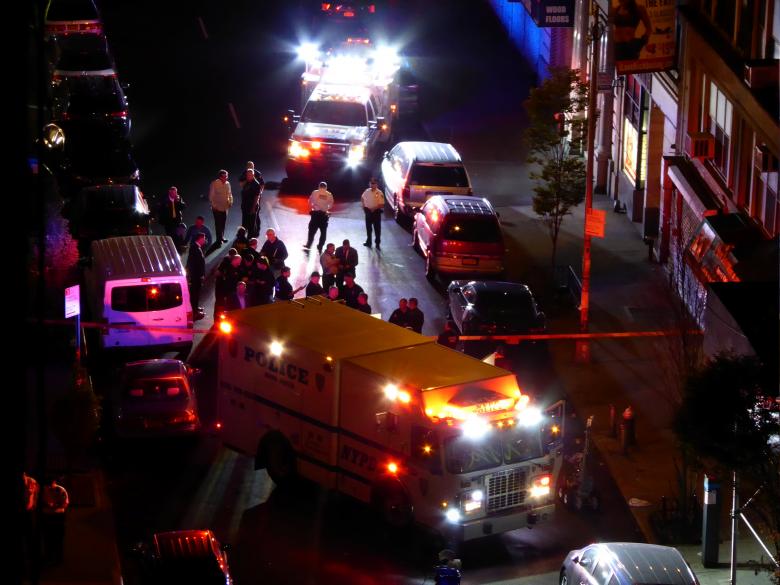 a new york police department nypd bomb squad truck deploys near an unexploded pressure cooker bomb on 27th street hours after an explosion nearby in new york city new york us september 18 2016 photo reuters