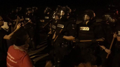 12 officers hurt in north carolina protests after fatal police shooting
