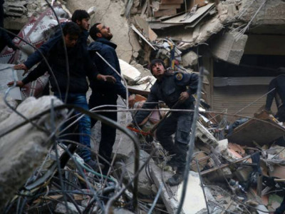 un resumes syria aid convoys un resumes syria aid convoys