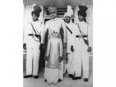 illegal occupation nawab of junagadh urges pakistan to revive accession case illegal occupation nawab of junagadh urges pakistan to revive accession case