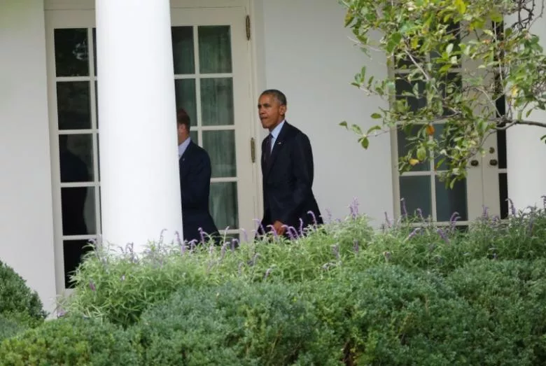u s president barack obama walks to the the oval office of the white house upon his return to washington from new york u s september 21 2016 photo reuters u s president barack obama walks to the the oval office of the white house upon his return to washington from new york u s september 21 2016 photo reuters