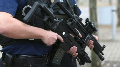 france turns to germany for contract in assault rifles