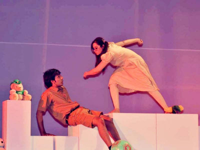 theatre for kids gogi aur jugnoo ka tamsha hits the stage theatre for kids gogi aur jugnoo ka tamsha hits the stage