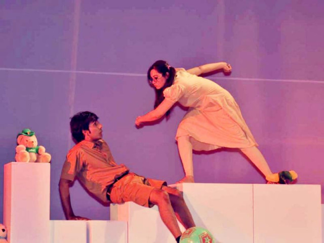 performed by two actors uzma ali and umair mushtaq the 45 minute show revolves around a little girl who is bored at home photo the little art