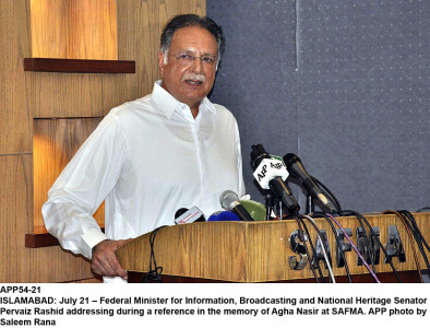 hitting back at modi kashmir brutalities will isolate india says rashid