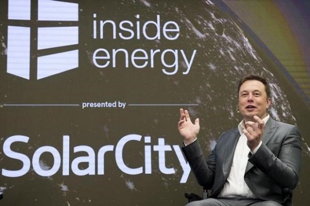 elon musk chairman of solarcity and ceo of tesla motors speaks at solarcity 039 s inside energy summit in manhattan photo reuters