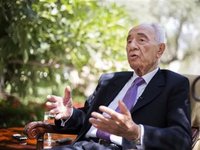 israel 039 s president shimon peres speaks during an interview with reuters at his residence in jerusalem june 16 2013 photo reuters israel 039 s president shimon peres speaks during an interview with reuters at his residence in jerusalem june 16 2013 photo reuters