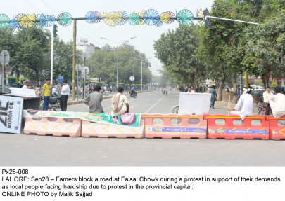 beautification of mall road under way beautification of mall road under way
