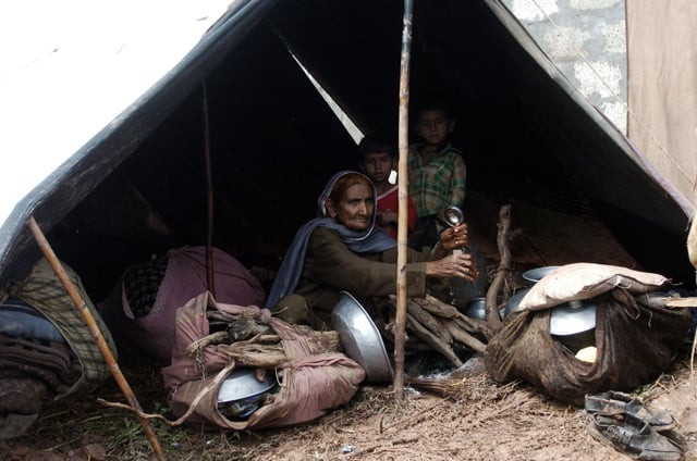 un raises winter funds alarm in flood hit pakistan un raises winter funds alarm in flood hit pakistan