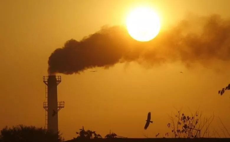 smoke rises from a chimney of a garbage processing plant on the outskirts of chandigarh december 3 2011 photo reuters smoke rises from a chimney of a garbage processing plant on the outskirts of chandigarh december 3 2011 photo reuters