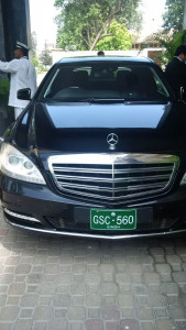 notovipculture cm removes insignia from car notovipculture cm removes insignia from car