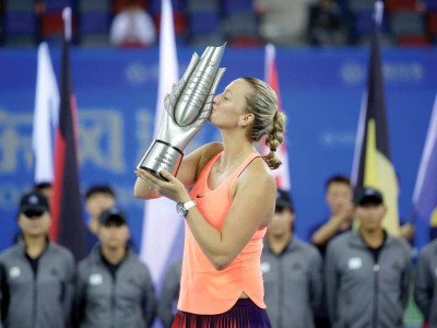 kvitova ends barren run with wuhan title