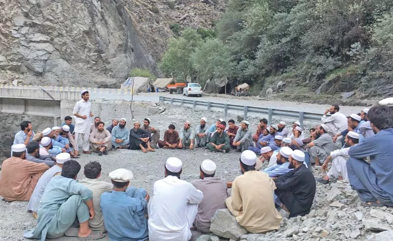 dassu dam afectees committee holds a meeting at the barseen area along the karakoram highway in kohistan district photo express dassu dam afectees committee holds a meeting at the barseen area along the karakoram highway in kohistan district photo express