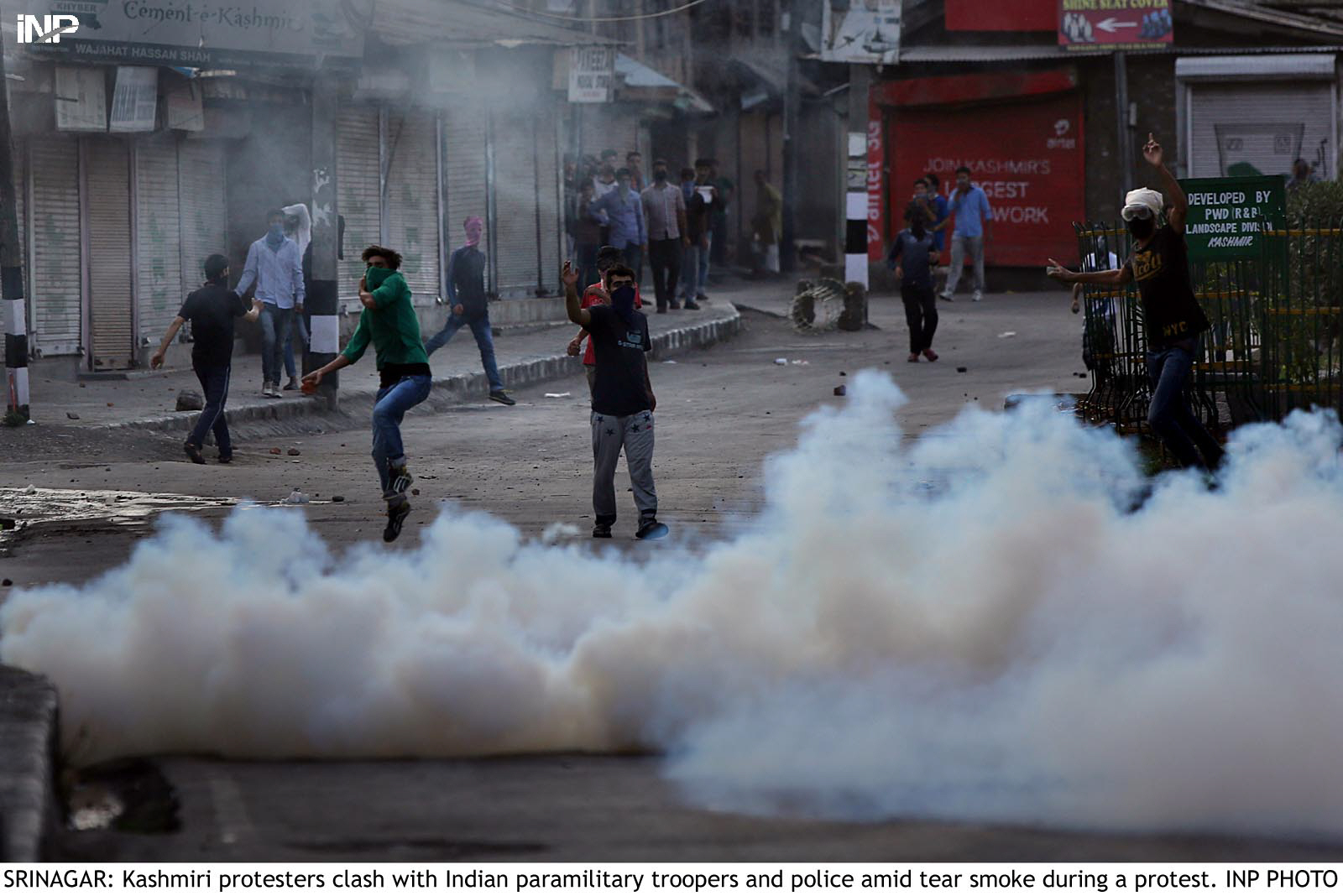 the editor of the kashmir reader an english language daily said police had come to their office carrying an order for them to stop publishing photo inp