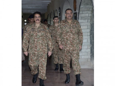 general raheel visits 10 corps headquarters reviews loc situation general raheel visits 10 corps headquarters reviews loc situation