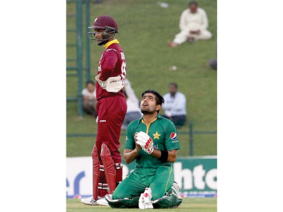 azam makes beeline for record books azam makes beeline for record books