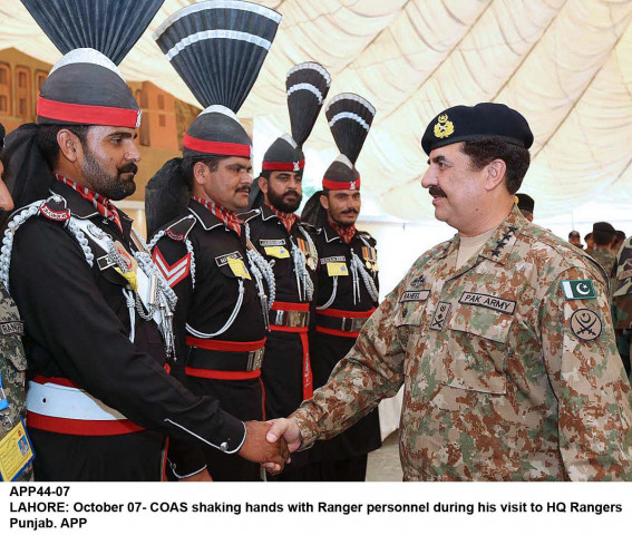 the army chief also urged the international community to condemn the indian atrocities in held kashmir photo app the army chief also urged the international community to condemn the indian atrocities in held kashmir photo app