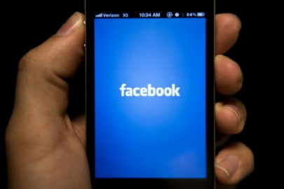 facebook launches smartphone app for event seekers