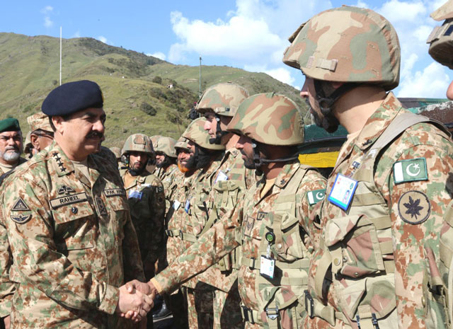 chief of army staff general raheel sharif shakes hands with troops deployed on the frontlines of line of control in haji pir sector during his visit on sunday october 9 2016 photo ispr