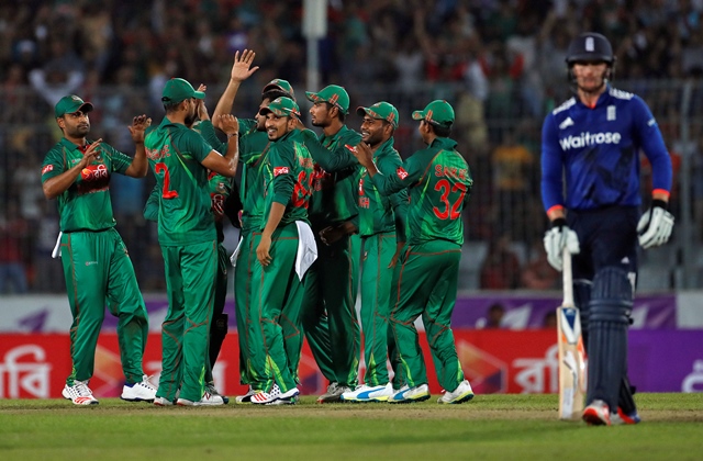 bangladesh players celebrate taking ben duckett 039 s wicket photo reuters