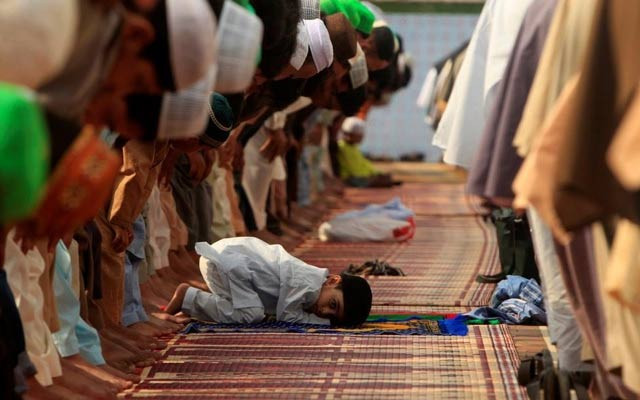 last year ministry of religious affairs issued uniform prayer timings for the whole year in the capital photo reuters last year ministry of religious affairs issued uniform prayer timings for the whole year in the capital photo reuters