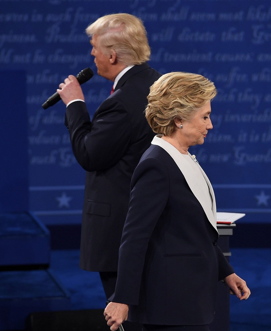 hillary clinton and donald trump went toe to toe sunday in their second presidential debate photo afp