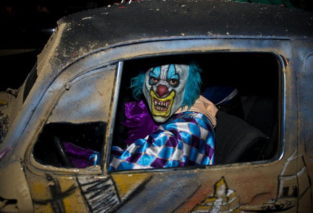 creepy clown sightings in more than a dozen us states in past weeks have caused a wave of hysteria among people photo afp