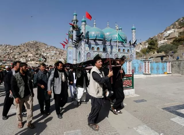 afghan shia muslims carry a coffin of one of the victims of tuesday 039 s attack at the sakhi shrine in kabul afghanistan october 12 2016 photo reuters afghan shia muslims carry a coffin of one of the victims of tuesday 039 s attack at the sakhi shrine in kabul afghanistan october 12 2016 photo reuters