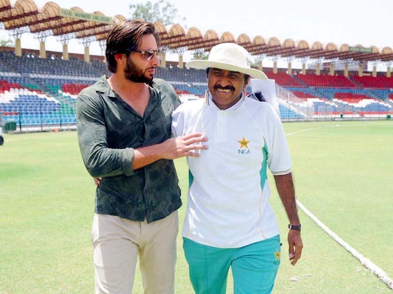 following the afridi miandad squabble pcb intends to impose a law that will force players to prove their match fixing allegations against others photo file