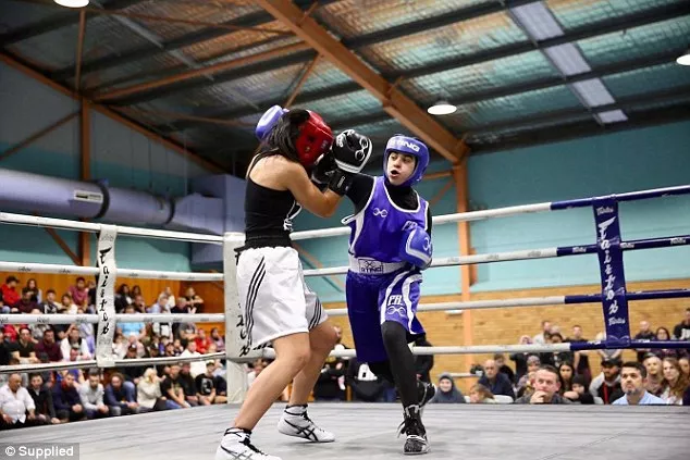 admired raianne in blue fell in love with boxing by watching ufc and talking to her brother about his training photo daily mail admired raianne in blue fell in love with boxing by watching ufc and talking to her brother about his training photo daily mail