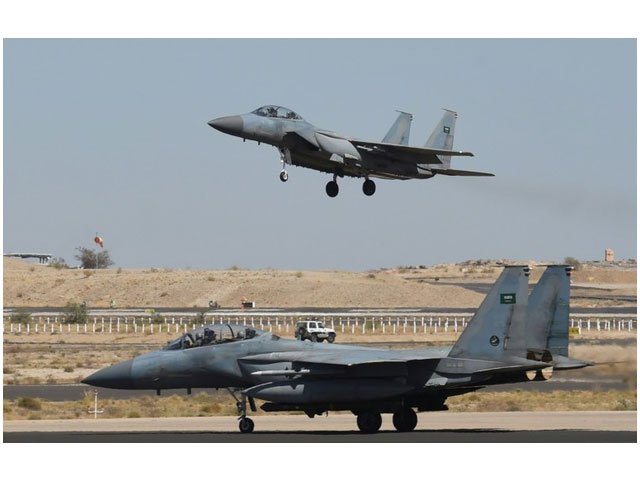 a saudi f 15 fighter jet lands at the military airbase in south western saudi city of khamis mushayt photo afp file