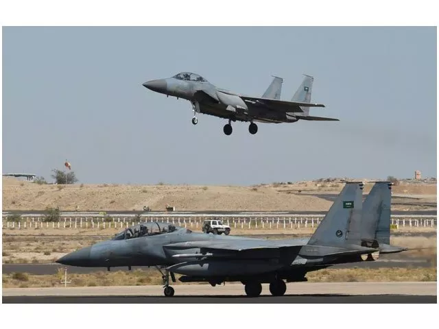 a saudi f 15 fighter jet lands at the military airbase in south western saudi city of khamis mushayt photo afp file a saudi f 15 fighter jet lands at the military airbase in south western saudi city of khamis mushayt photo afp file