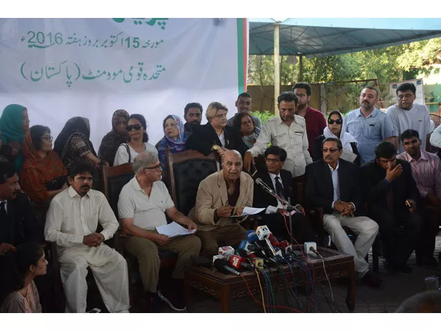 muttahida qaumi movement mqm leader dr hasan zafar arif addresses media at karachi press club kpc on october 15 2016 photo mohammad azeem express