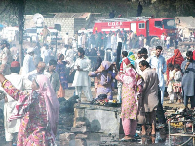 mysterious circumstances 120 huts gutted in fire dwellers rendered homeless mysterious circumstances 120 huts gutted in fire dwellers rendered homeless