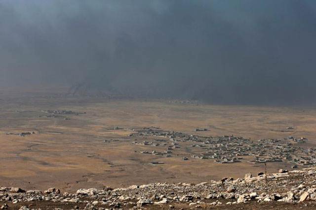 smoke rises from clashes in the east of mosul during clashes with islamic state militants in mosul iraq october 17 2016 photo reuters