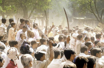 india court acquits 14 over 2002 gujarat riots massacre