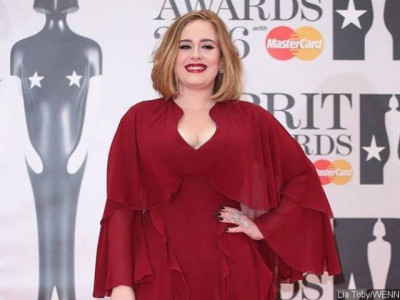 adele wants to have second child