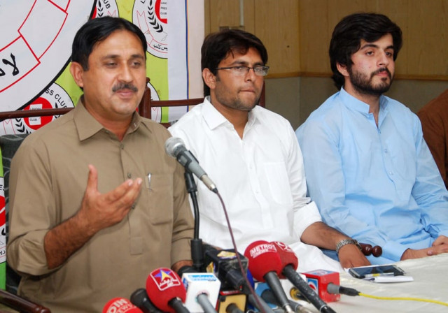 to a question whether he plans to make an alliance with sheikh rasheed ahmad who also has a single seat party dasti said he respected him however right now he was fighting for the people photo riaz ahmed express to a question whether he plans to make an alliance with sheikh rasheed ahmad who also has a single seat party dasti said he respected him however right now he was fighting for the people photo riaz ahmed express