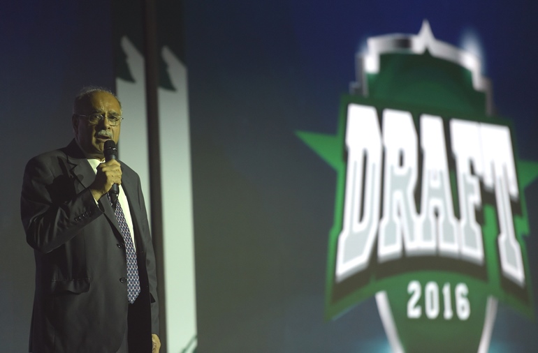 pakistan super league psl chairman najam sethi speaks during second edition of pakistan super league psl draft in dubai on october 19 2016 psl which will be held in united arab emirates in february march 2017 photo afp