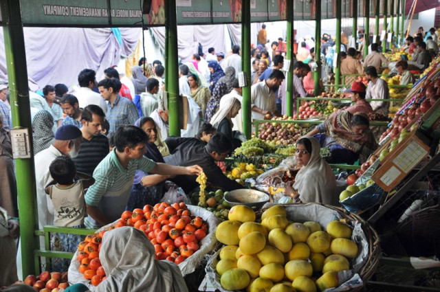 cdgl issued a notification on wednesday claiming over 100 price control magistrates conducted raids at 702 shops in the city photo shahbaz malik express cdgl issued a notification on wednesday claiming over 100 price control magistrates conducted raids at 702 shops in the city photo shahbaz malik express