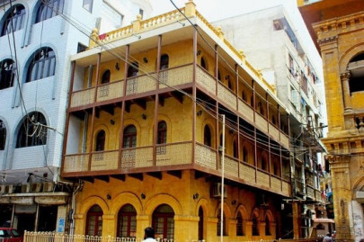 national heritage malik riaz offers to take care of wazir mansion