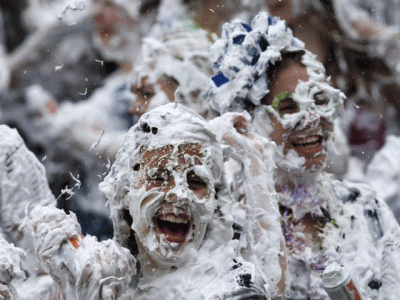 students of prince william s university welcomed with shaving foam fight students of prince william s university welcomed with shaving foam fight