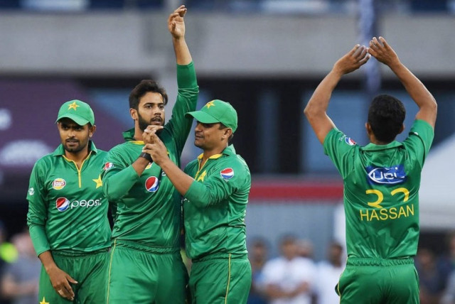imad thinks he will be useful for karachi kings in the second edition of psl photo afp imad thinks he will be useful for karachi kings in the second edition of psl photo afp