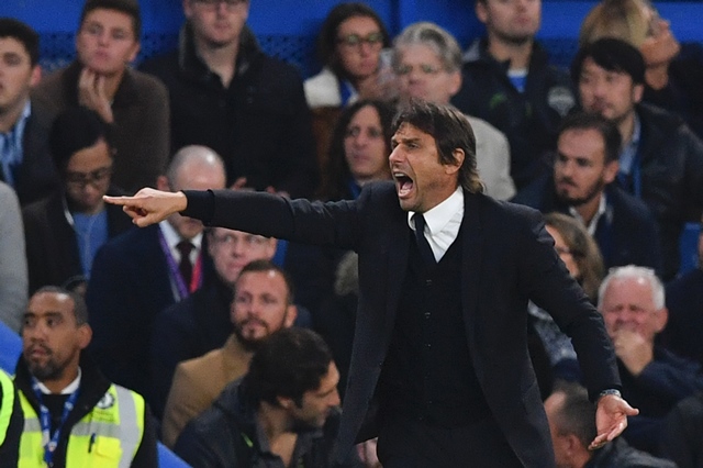 chelsea 039 s italian head coach antonio conte gestures on the touchline during the english premier league football match between chelsea and manchester united at stamford bridge in london on october 23 2016 photo afp