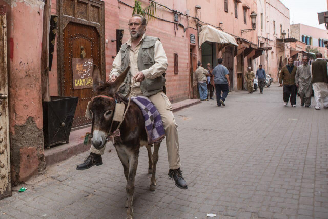 here 039 s the trailer of army of one also featuring russell brand photo uproxx here 039 s the trailer of army of one also featuring russell brand photo uproxx