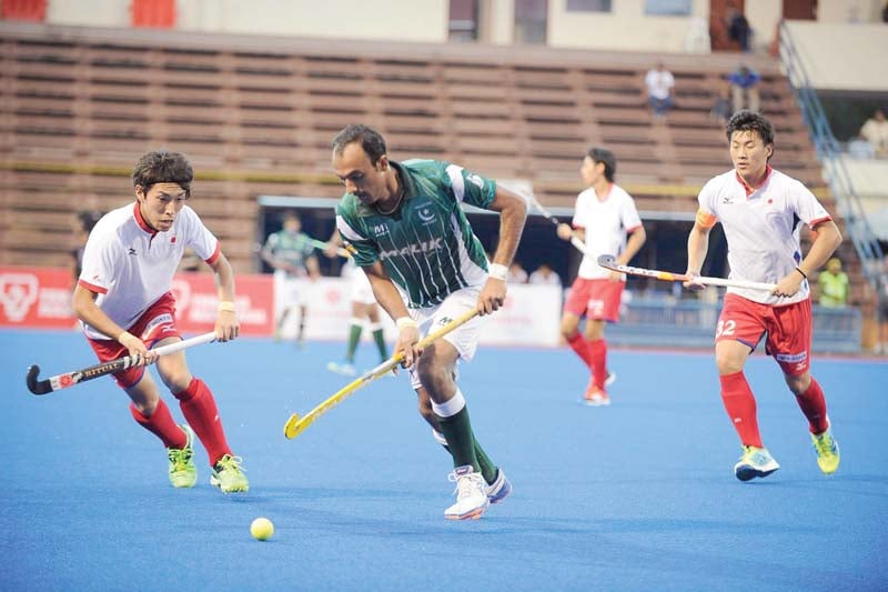 pakistan are almost certain to qualify for the last four but can still be knocked out if they lose by seven goals to china in their final group game today photo courtesy ahf