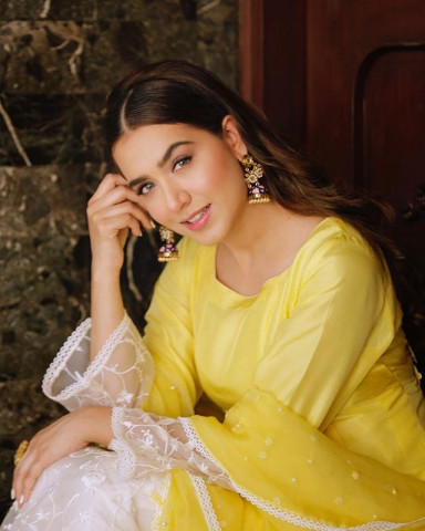 mansha pasha thinks sustainable fashion is just a fancy word for desi fashion mansha pasha thinks sustainable fashion is just a fancy word for desi fashion
