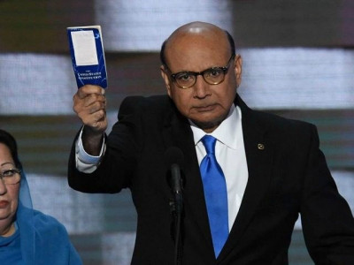 father of slain pakistani american soldier reproaches trump father of slain pakistani american soldier reproaches trump